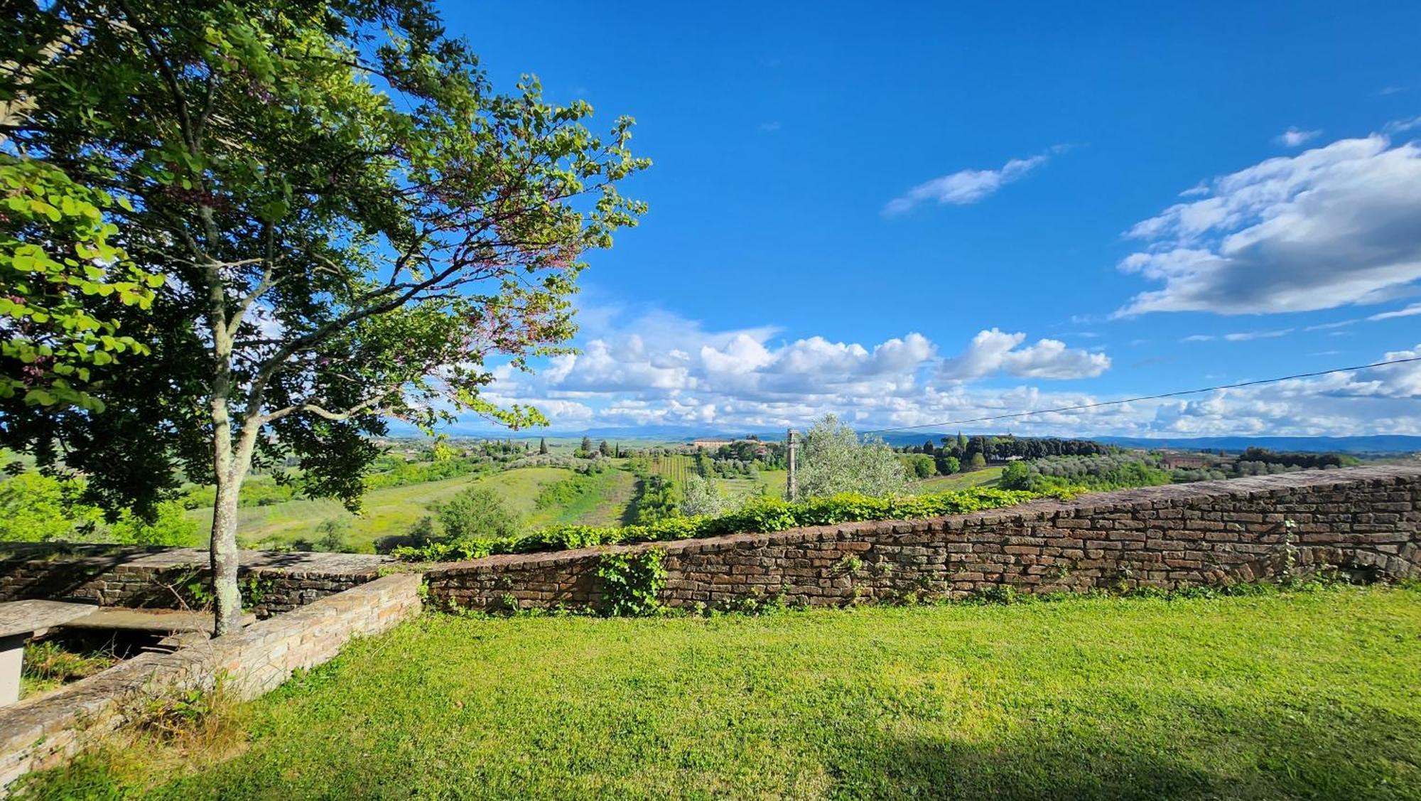 Al Glicine Di Sant'Abondio Villa Siena Luaran gambar