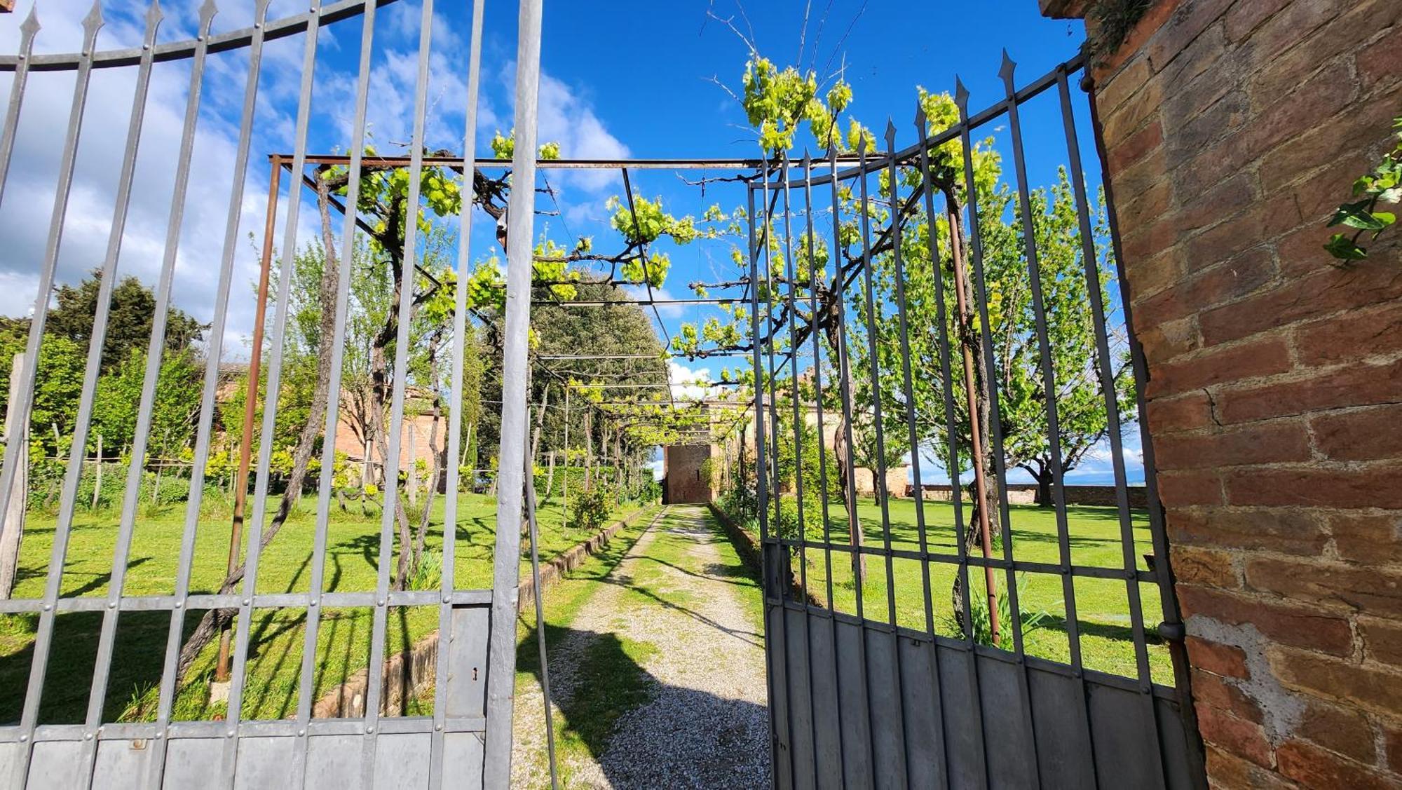 Al Glicine Di Sant'Abondio Villa Siena Luaran gambar